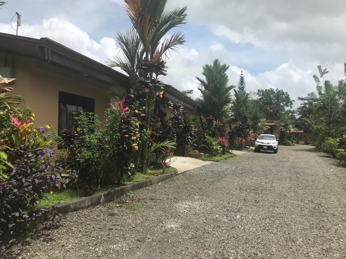 La Fortuna Aunty Arenal Lodge מראה חיצוני תמונה